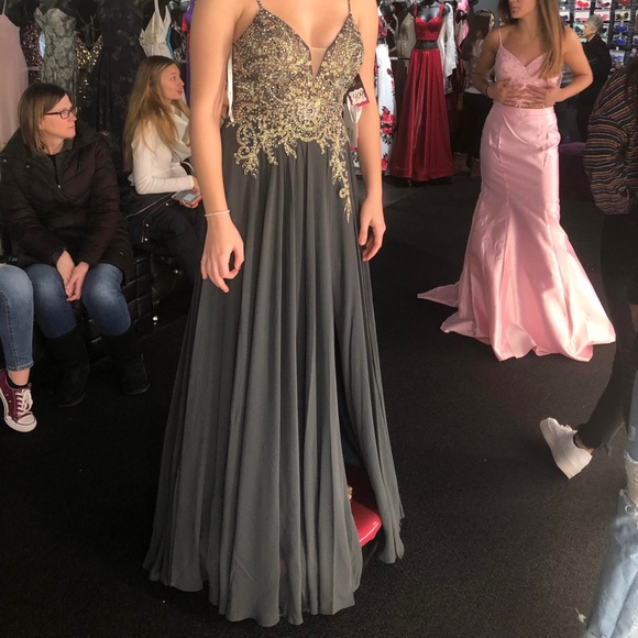 Jovani Prom Dress - Picture 1 of 4